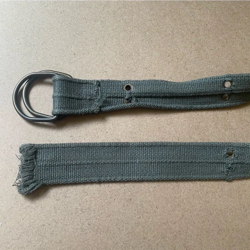Distressed Eyelet Grommet Adjustable Green Canvas D-Ring Belt​